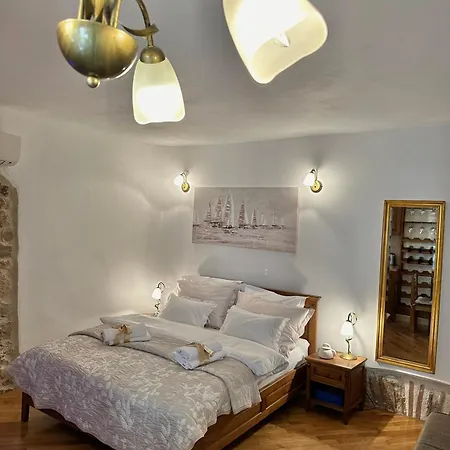 Diocletian Wine Ii Split