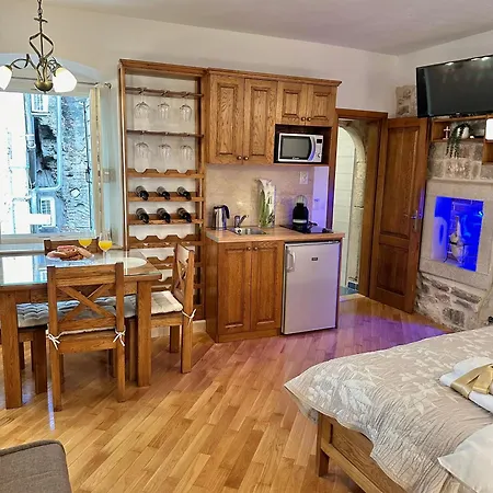 Lägenhet Diocletian Wine Ii